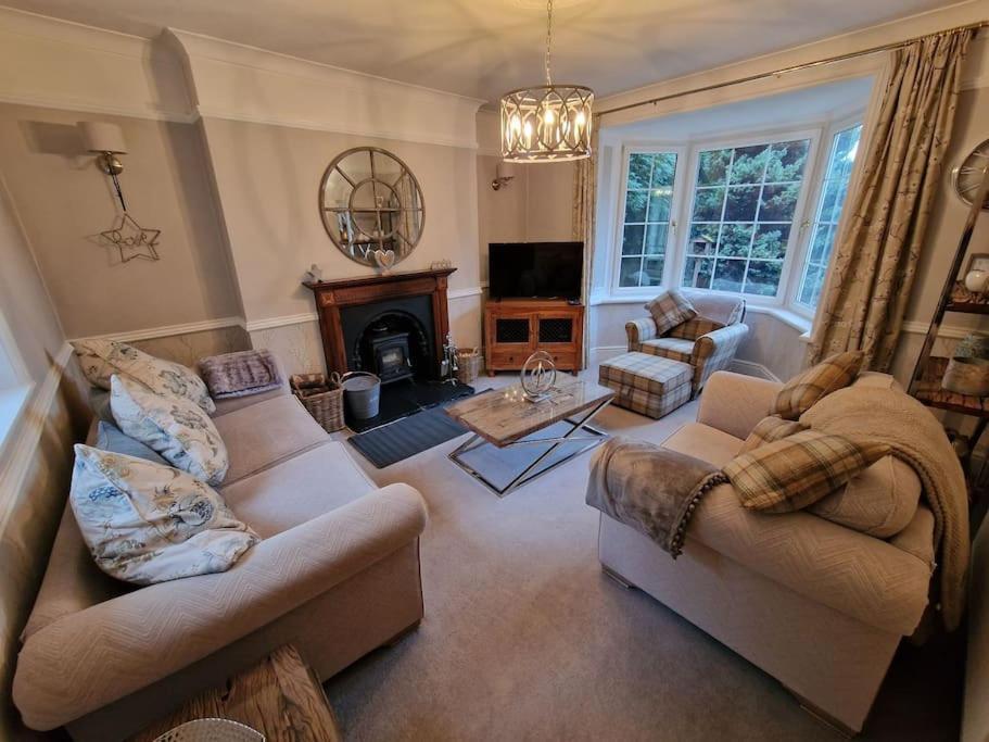 アバーガベニー Bailey Estate Houseヴィラ エクステリア 写真