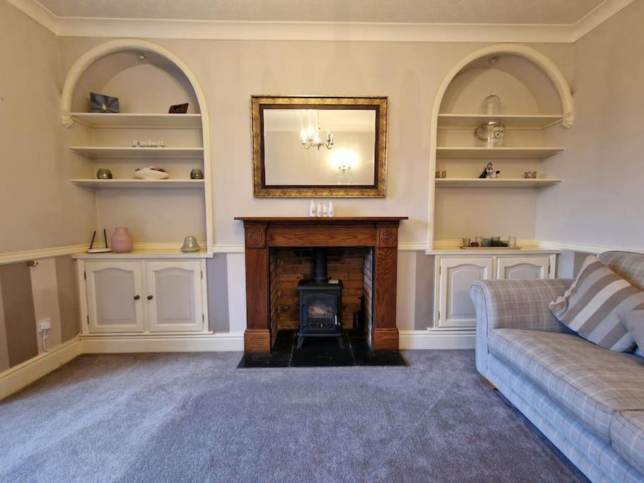 アバーガベニー Bailey Estate Houseヴィラ エクステリア 写真